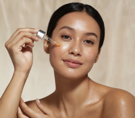 Describes the appearance of the image